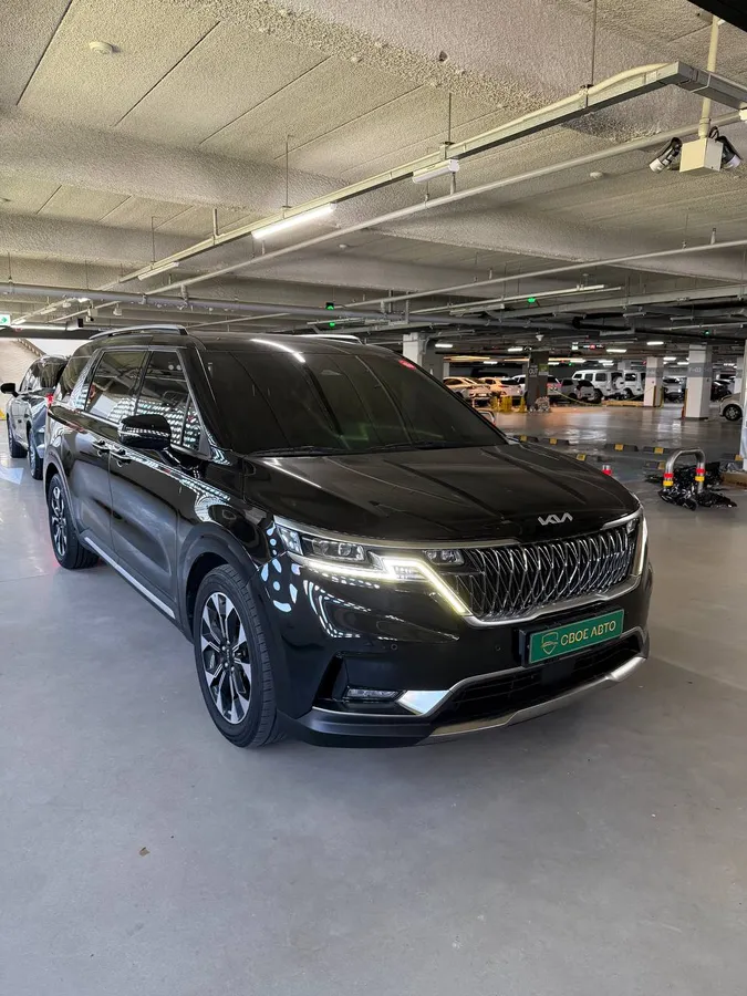 KIA CARNIVAL NOBLESSE 2022