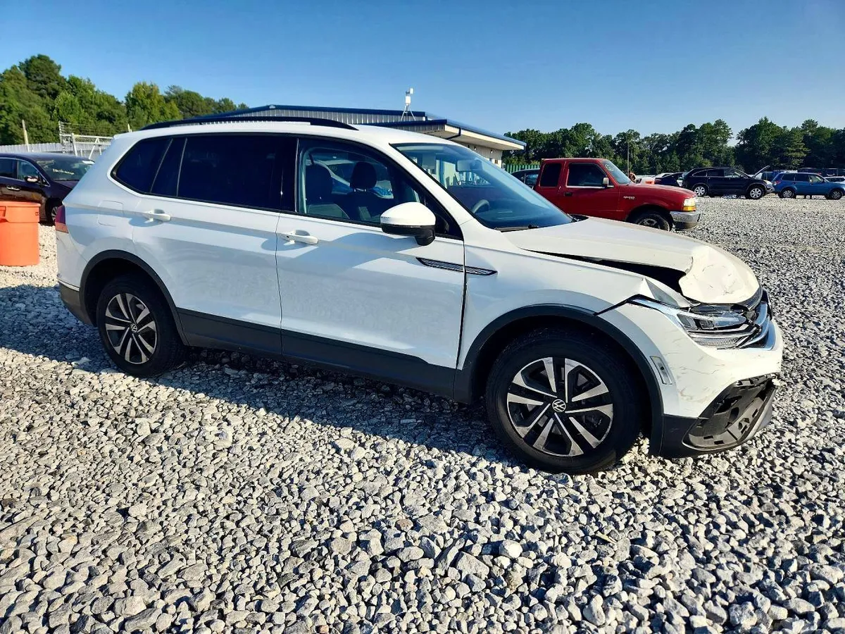 VOLKSWAGEN TIGUAN S 2022
