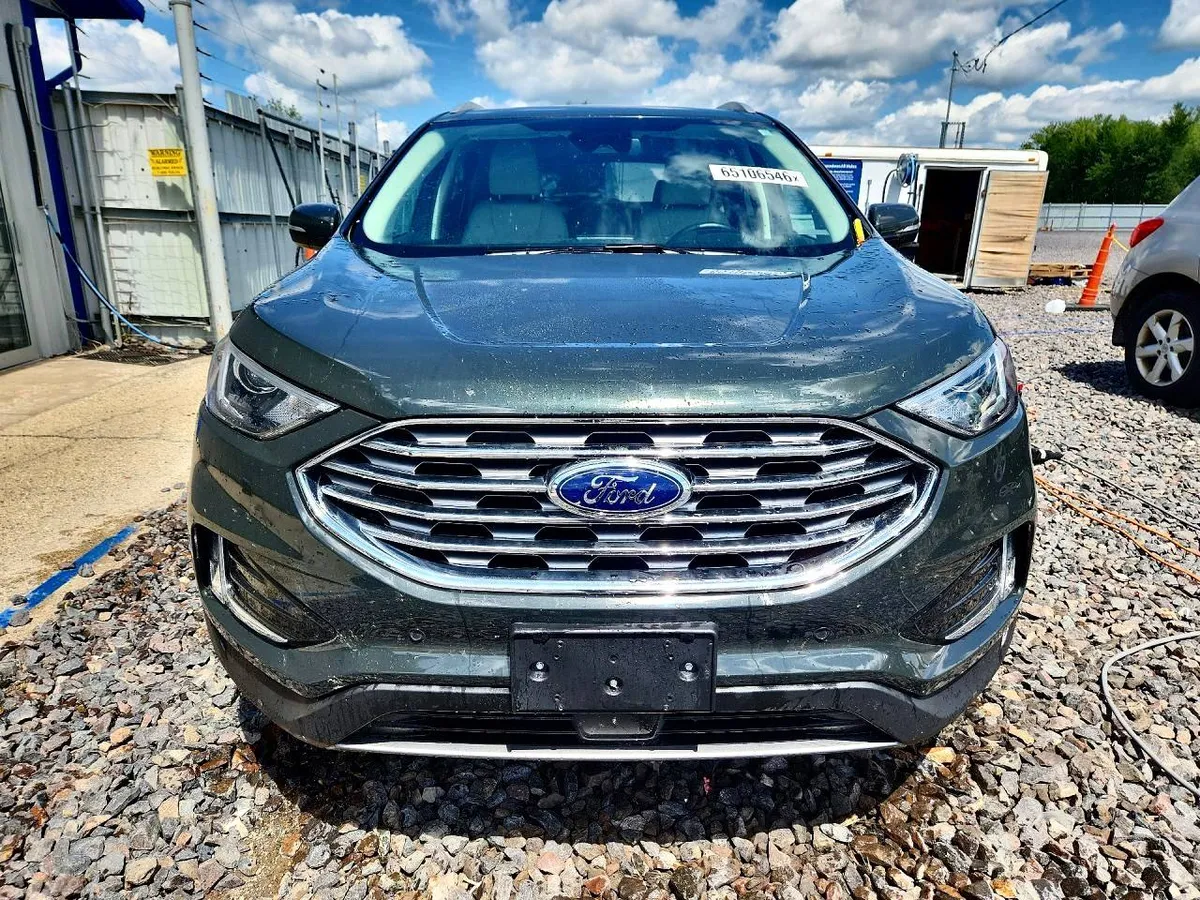 FORD EDGE TITANIUM 2023