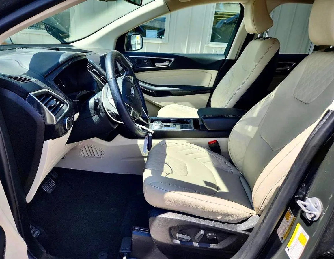 FORD EDGE TITANIUM 2023