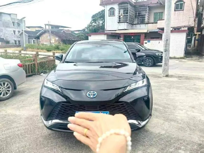 TOYOTA VENZA 2023