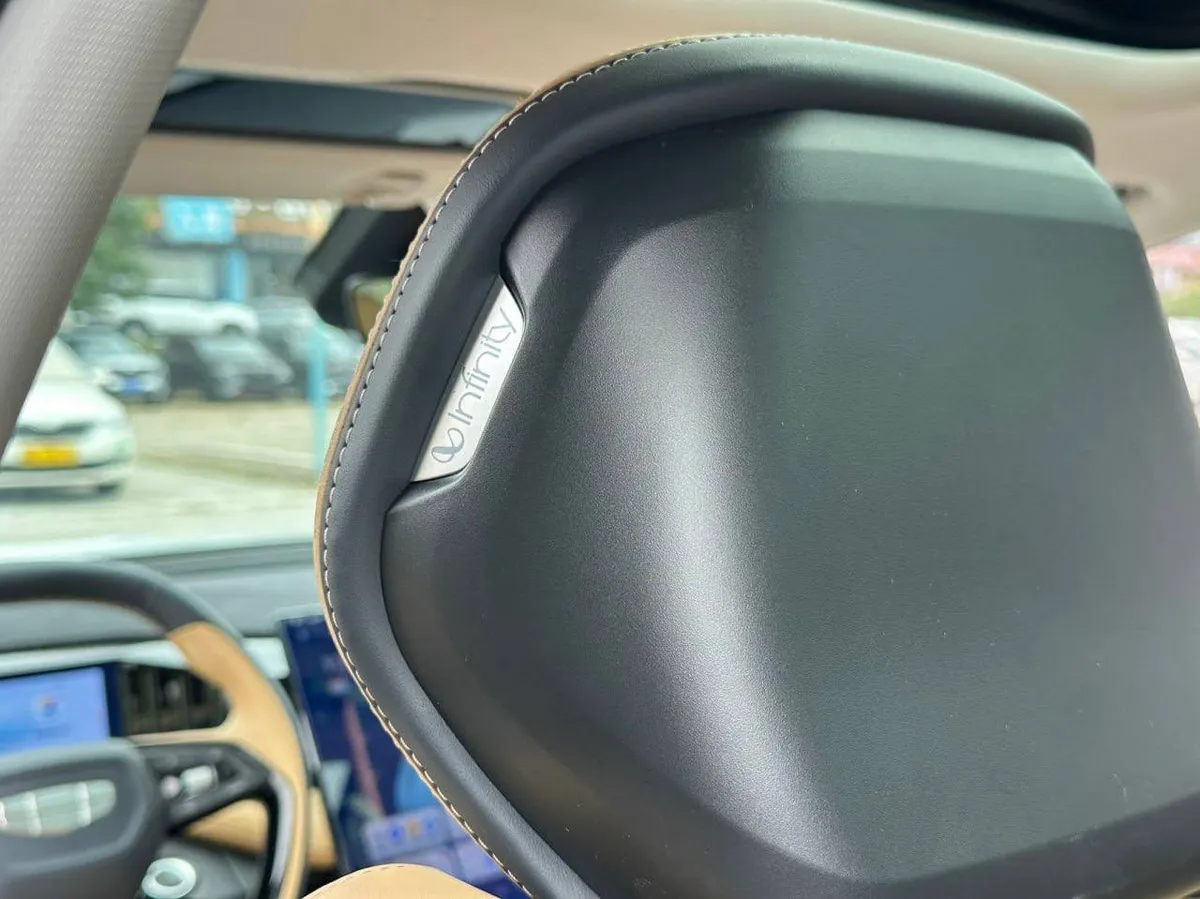 GEELY BOYUE L PREMIUM 2023