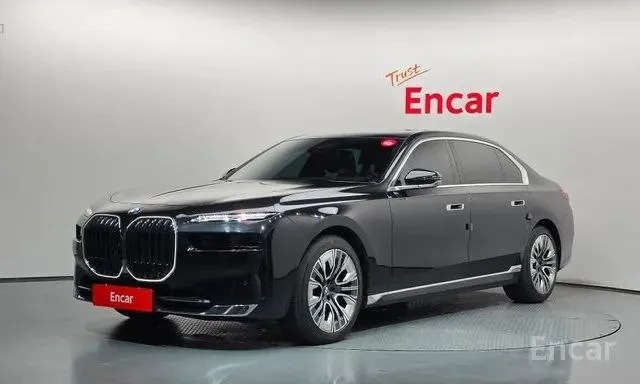 BMW 740D XDRIVE M-SPORT DESIGN 2023