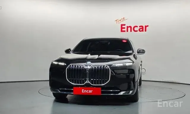 BMW 740D XDRIVE M-SPORT DESIGN 2023