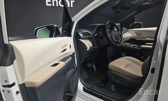 TOYOTA SIENNA LIMITED 2022