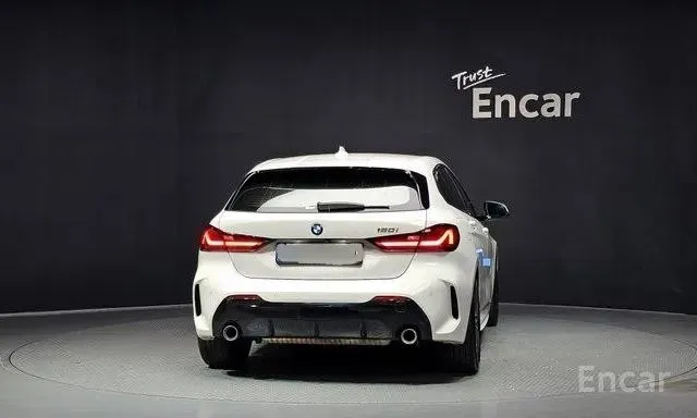 BMW 120I M-SPORT 2022