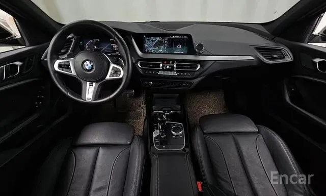 BMW 120I M-SPORT 2022
