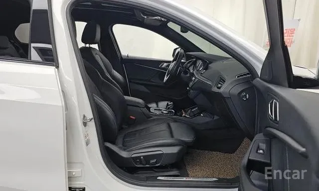 BMW 120I M-SPORT 2022