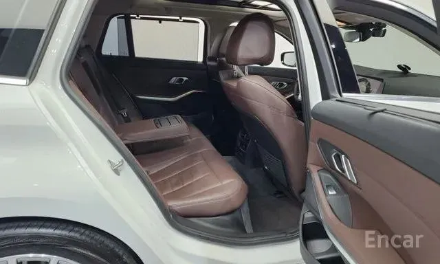 BMW 320D TOURING LUXURY 2022