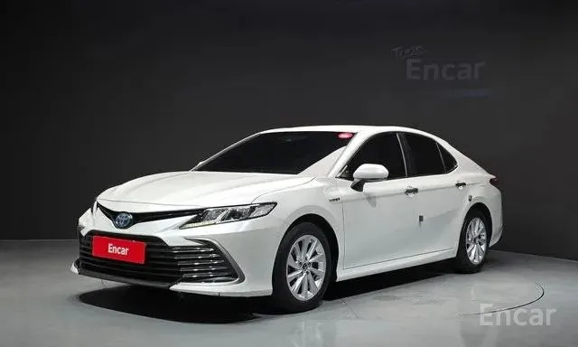 TOYOTA CAMRY LE HYBRID 2022