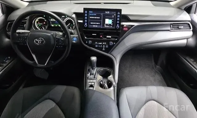 TOYOTA CAMRY LE HYBRID 2022