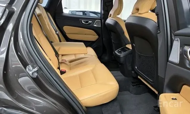 VOLVO XC60 B6 INSCRIPTION 2022