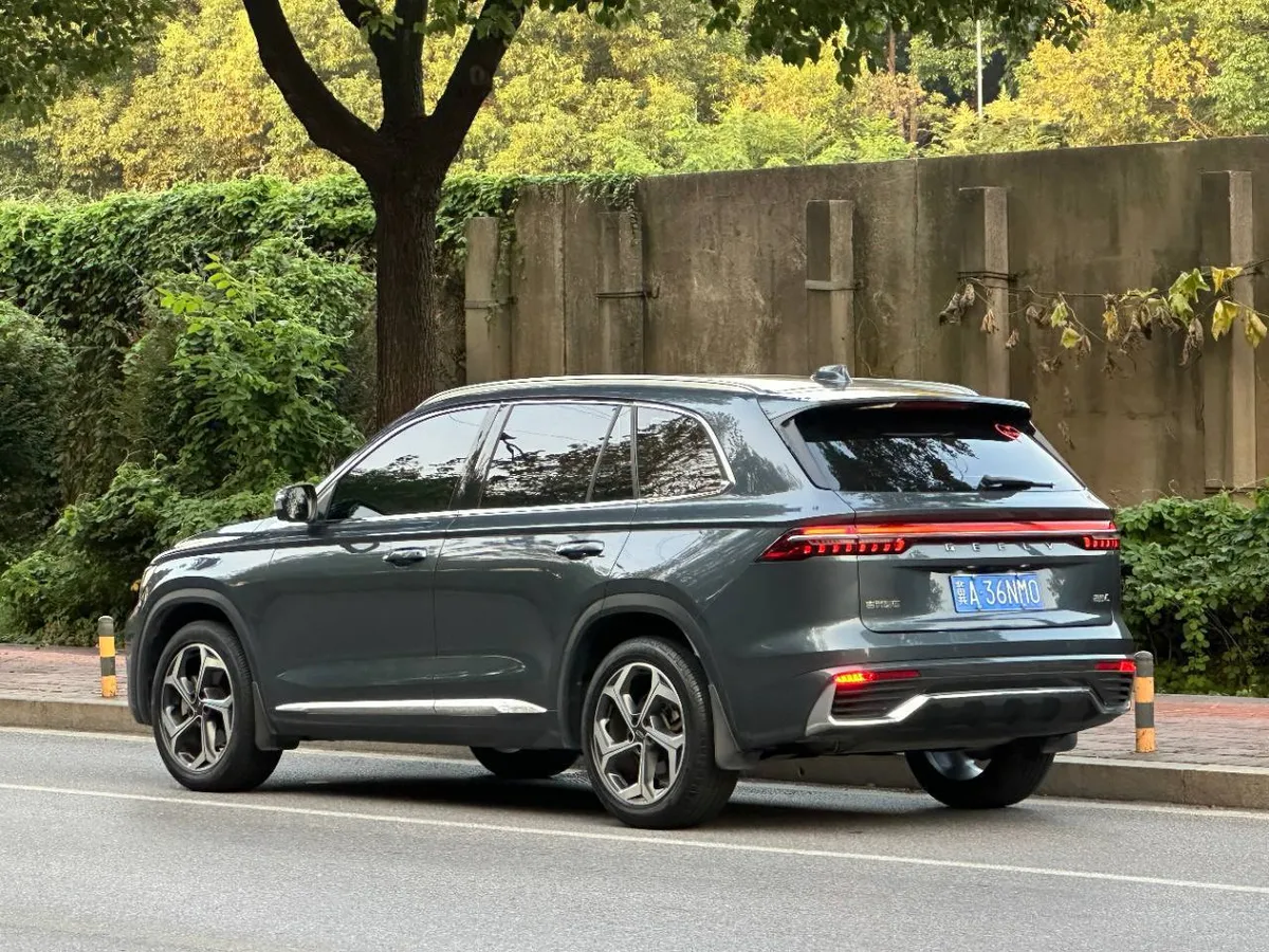 GEELY XINGYUE L 2022
