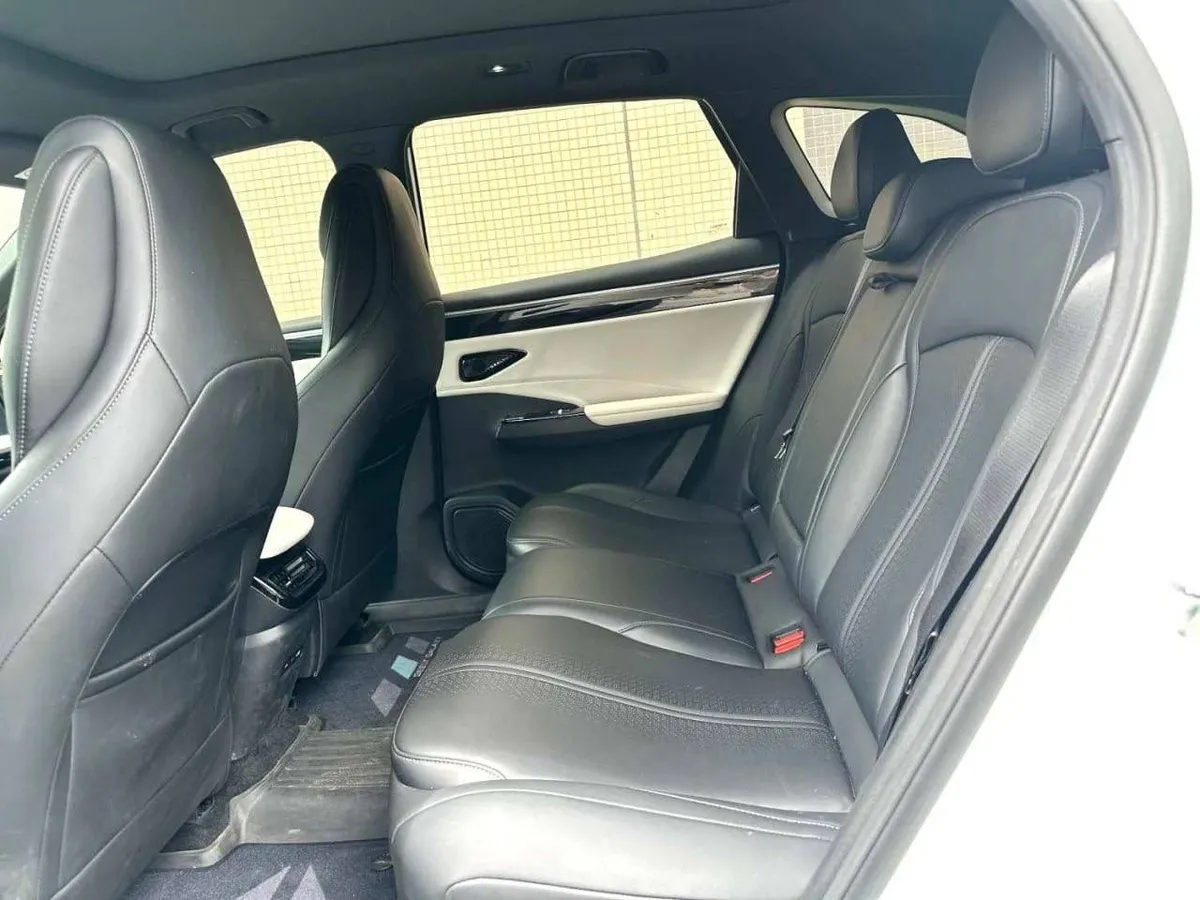 GEELY GALAXY L7 2023