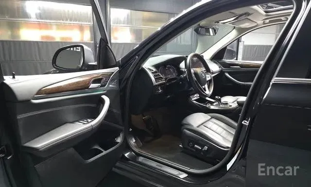 BMW X3 XDRIVE30E 2022