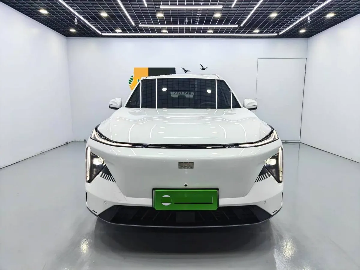 GEELY GALAXY L7 2023