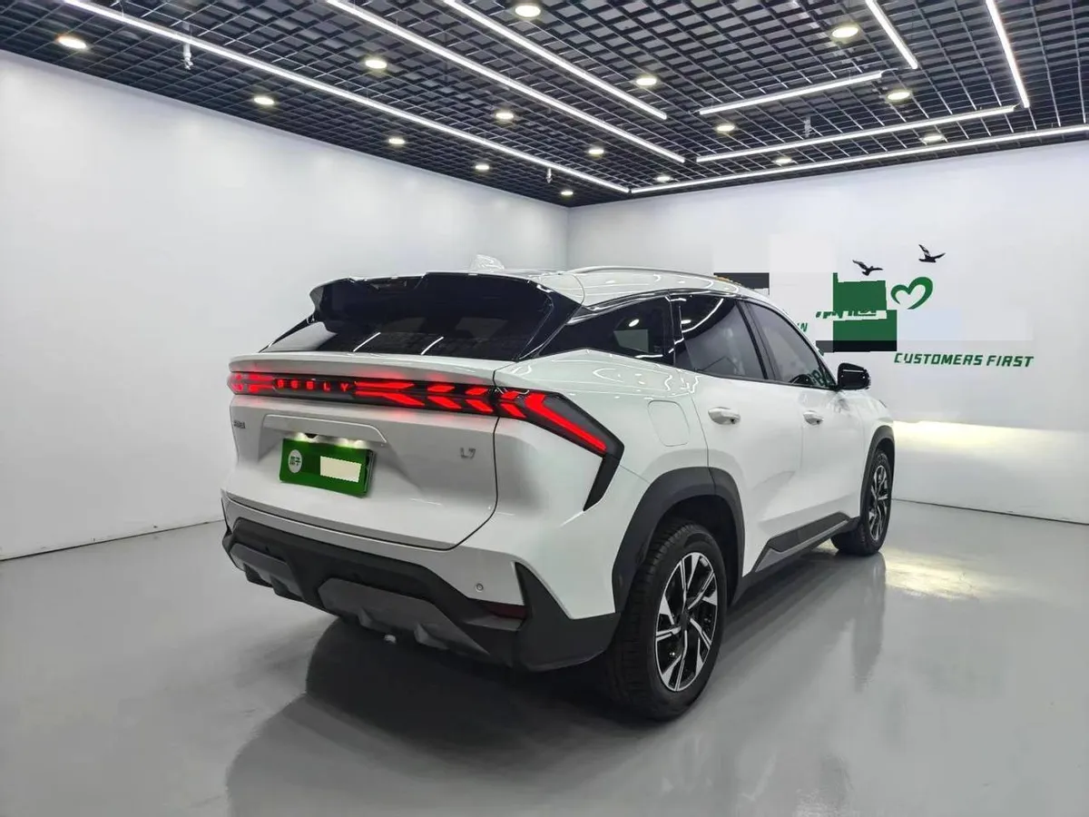 GEELY GALAXY L7 2023