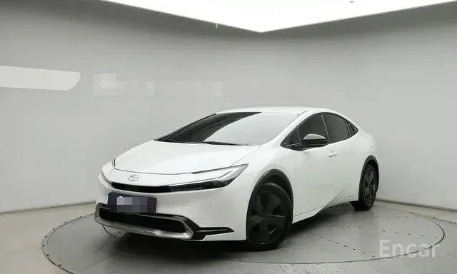 TOYOTA PRIUS LE 2023