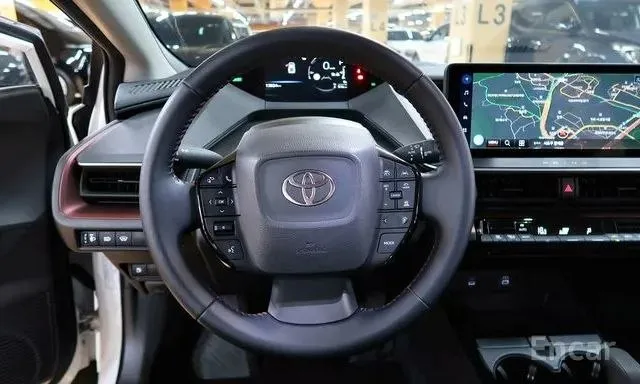 TOYOTA PRIUS LE 2023