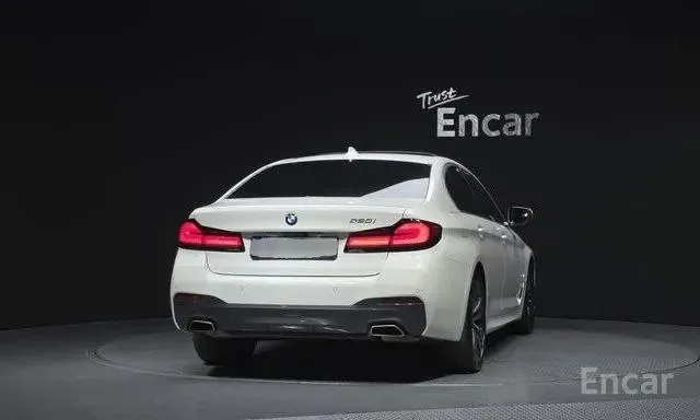 BMW 520I M-SPORT 2022