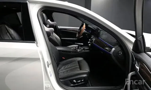 BMW 520I M-SPORT 2022