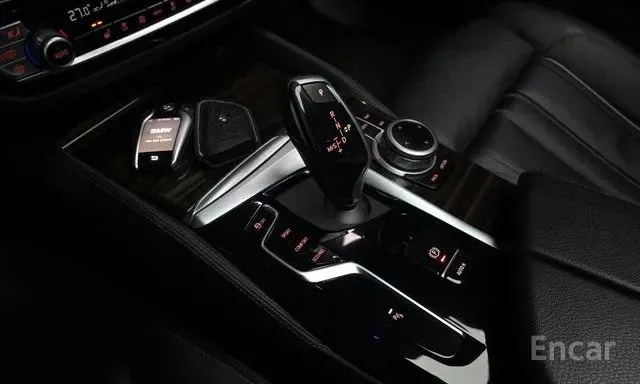 BMW 520I M-SPORT 2022