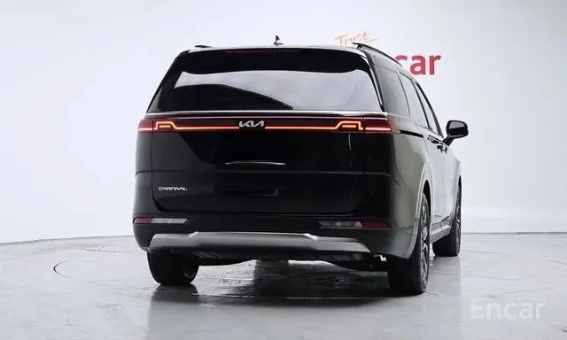 KIA CARNIVAL NOBLESSE 2022