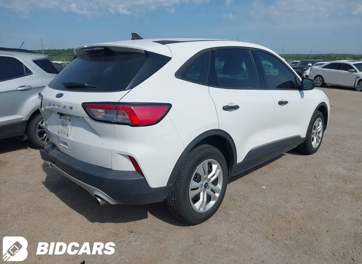 FORD ESCAPE S 2022