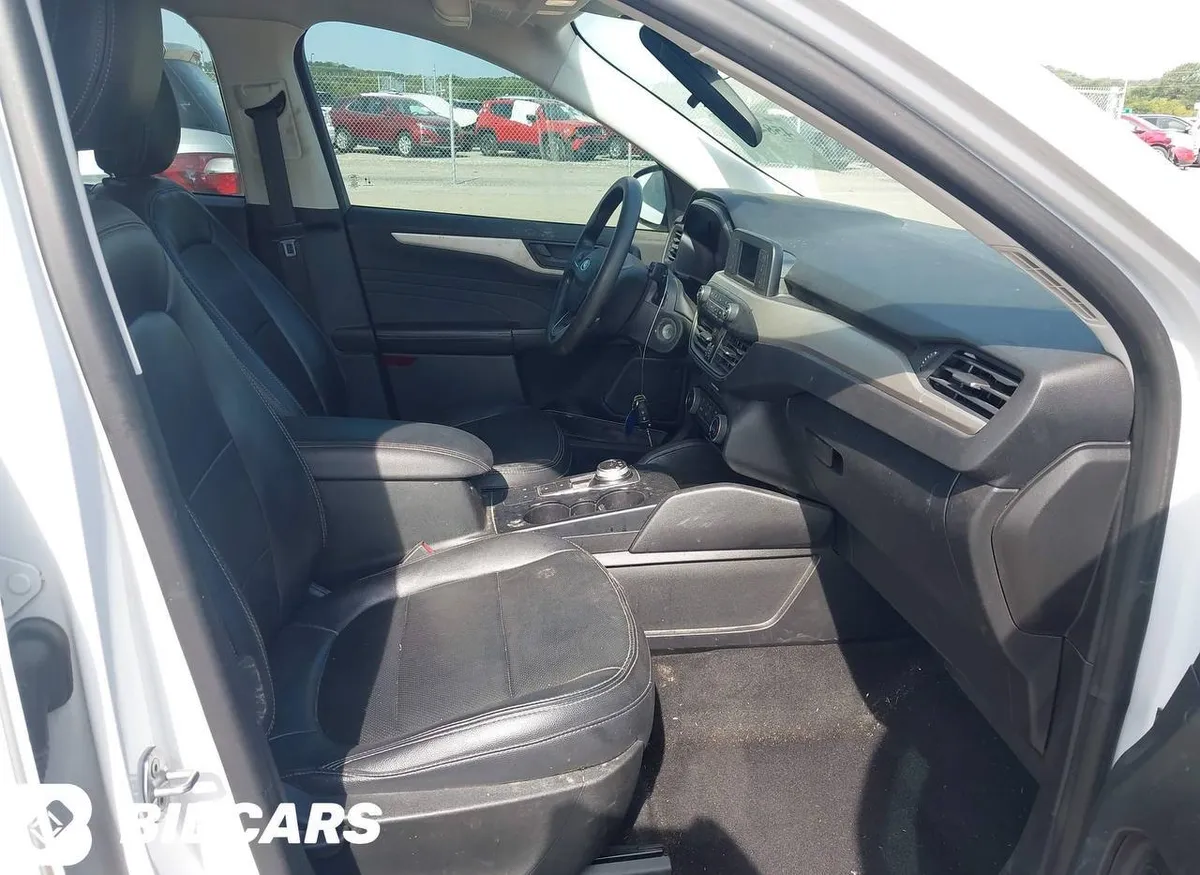 FORD ESCAPE S 2022