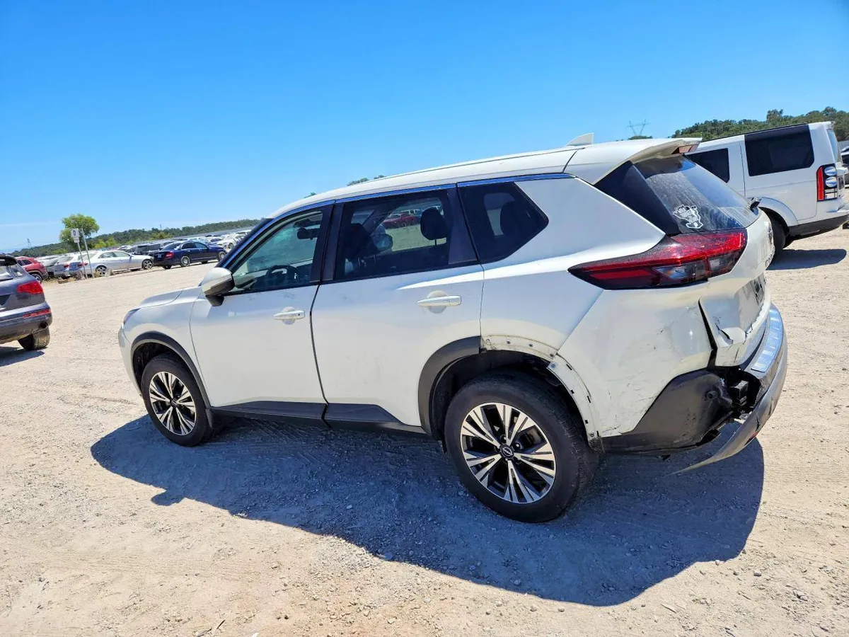 NISSAN ROGUE SV 2022
