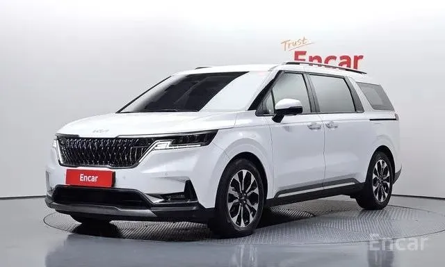 KIA CARNIVAL SIGNATURE 2023