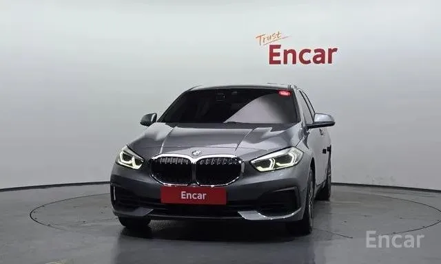BMW 120I 2022