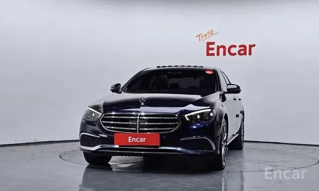 MERCEDES-BENZ E300E 4MATIC EXCLUSIVE 2022