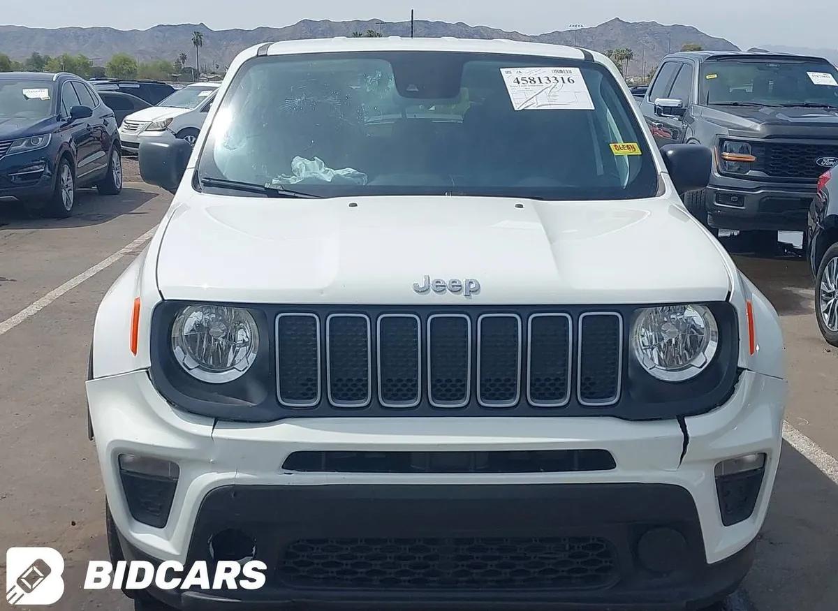 JEEP RENEGADE LATITUDE 2023