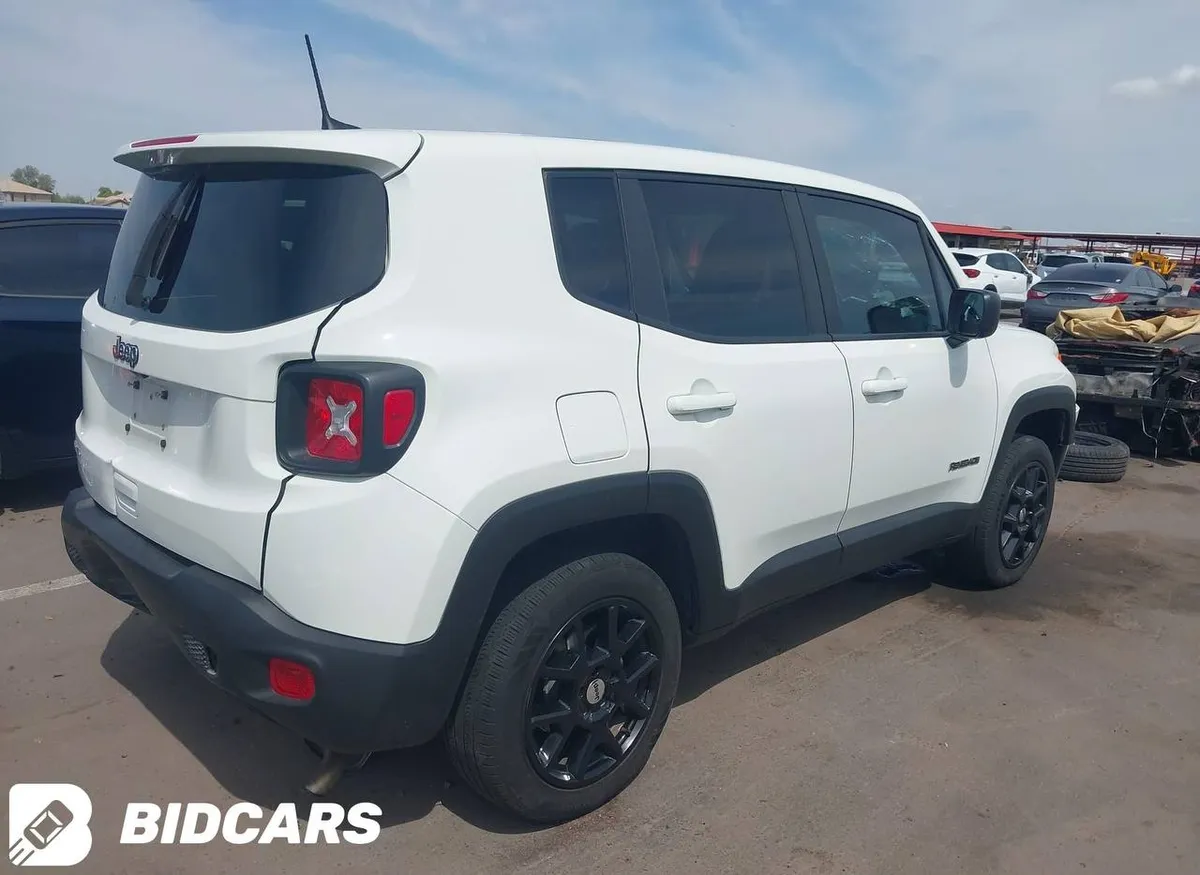 JEEP RENEGADE LATITUDE 2023