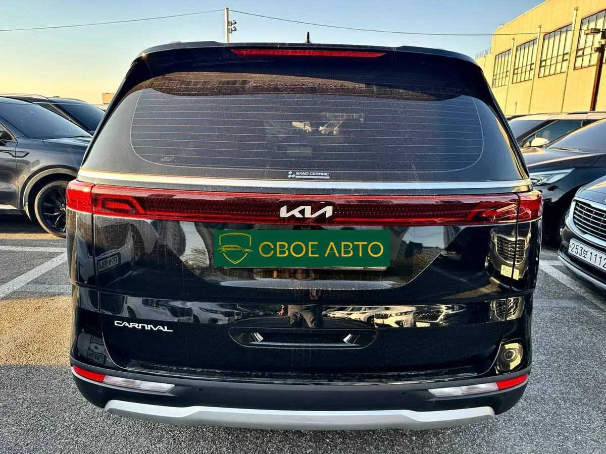 KIA CARNIVAL PRESTIGE 2023