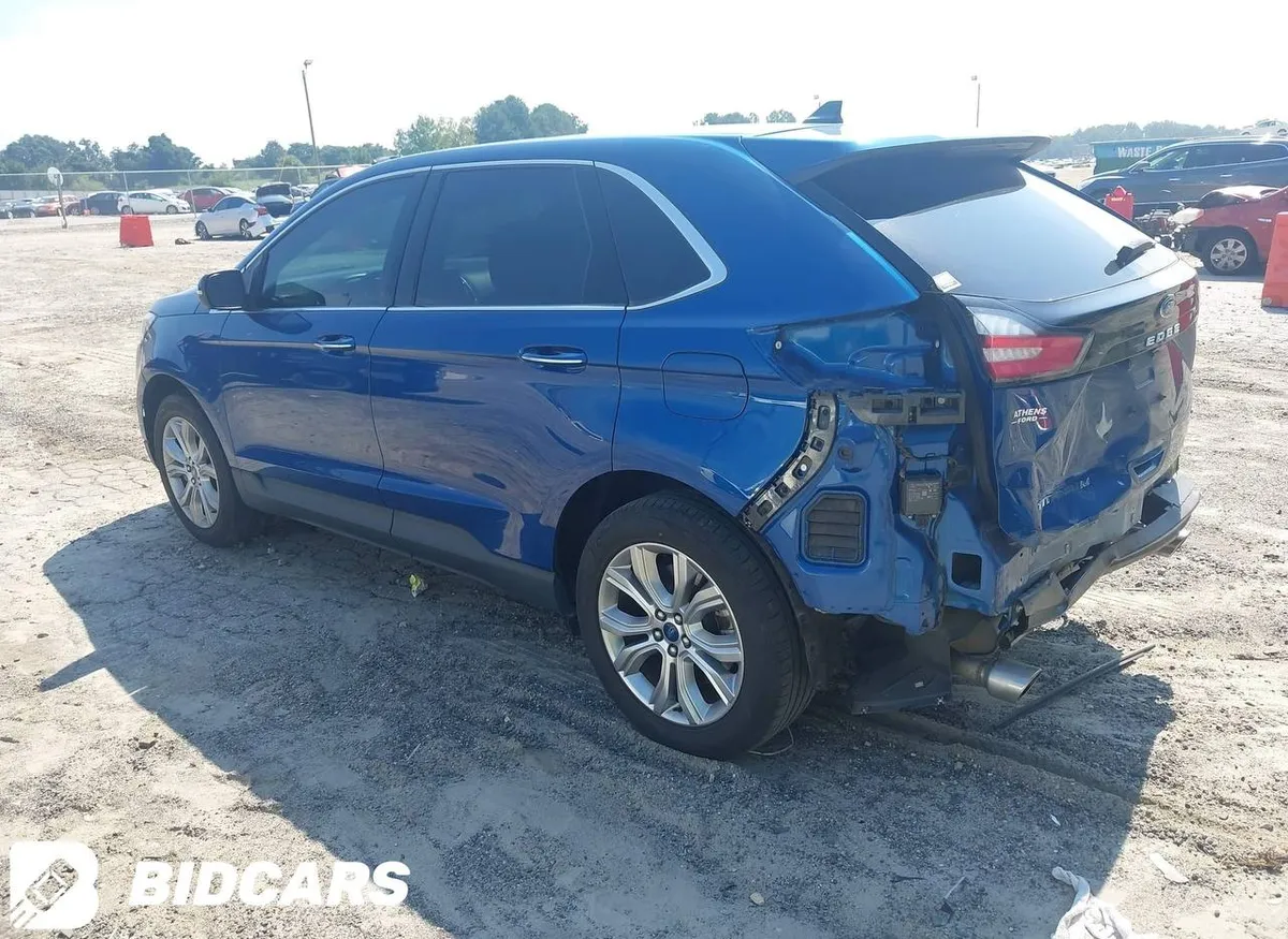 FORD EDGE TITANIUM 2022