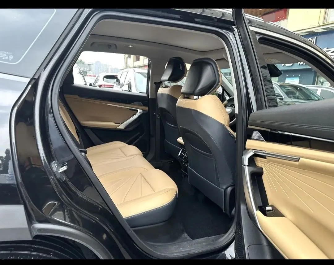 GEELY BOYUE L PRESTIGE 2023