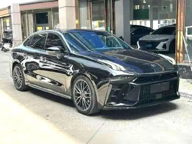 LYNK & CO 03 POWER PLUS 2022