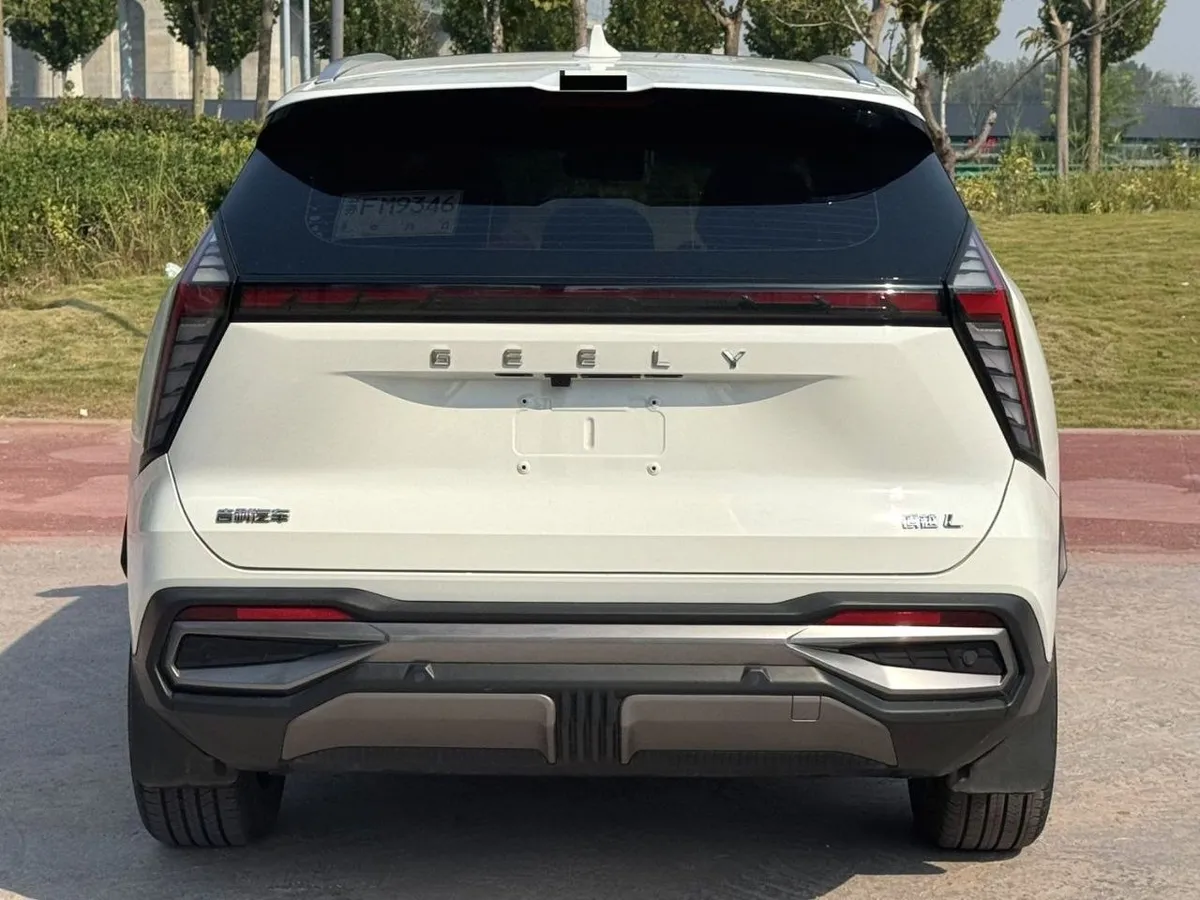 GEELY BOYUE L PRESTIGE 2023