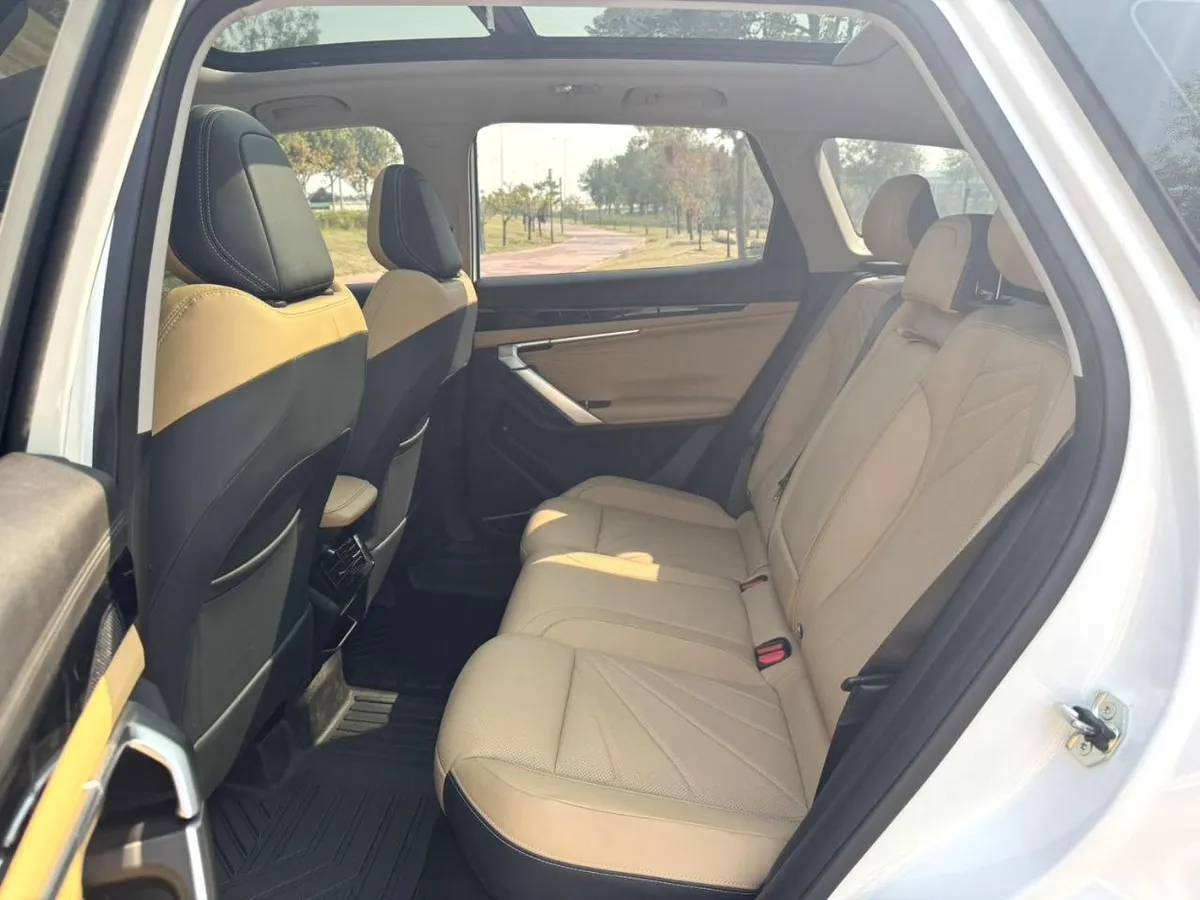GEELY BOYUE L PRESTIGE 2023