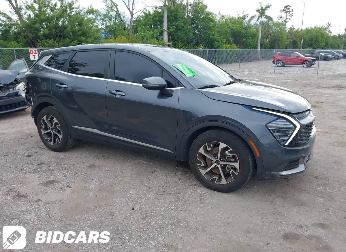 KIA SPORTAGE EX 2024