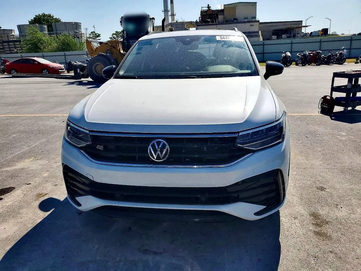 VOLKSWAGEN TIGUAN SE 2023