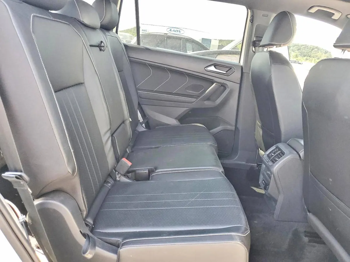 VOLKSWAGEN TIGUAN SE 2023