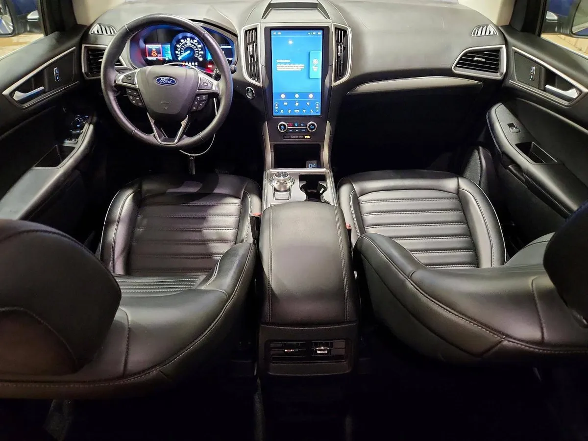 FORD EDGE TITANIUM 2022