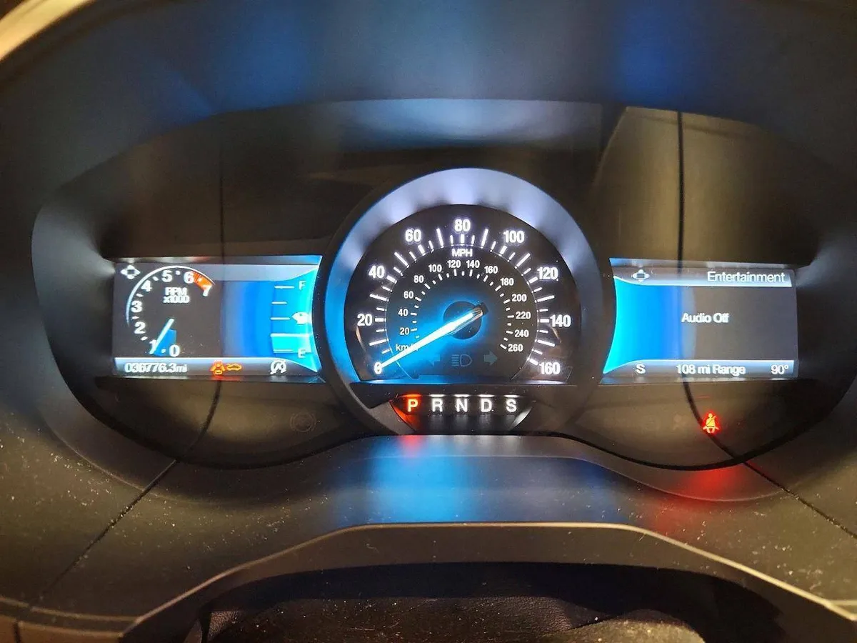 FORD EDGE TITANIUM 2022