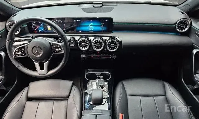 MERCEDES-BENZ A220 2022
