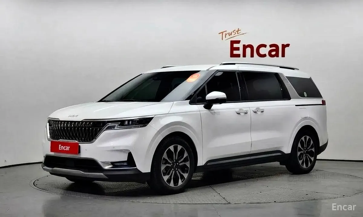 KIA CARNIVAL SIGNATURE 2023