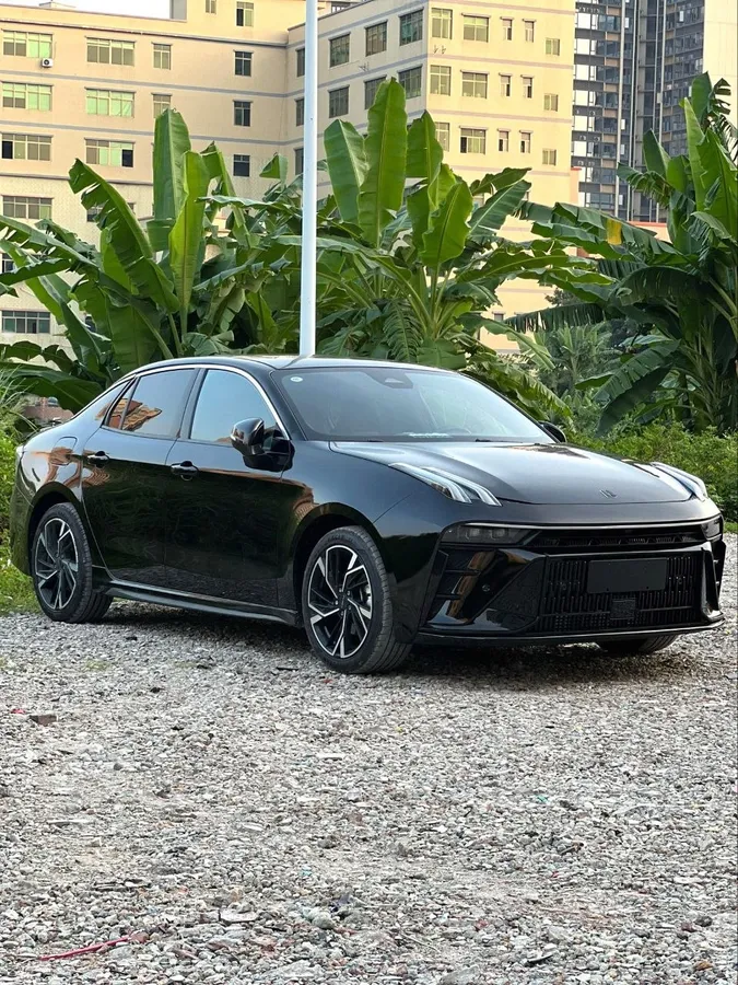 LYNK & CO 03 POWER PLUS 2022