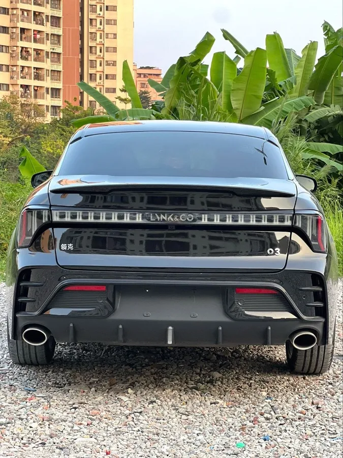 LYNK & CO 03 POWER PLUS 2022